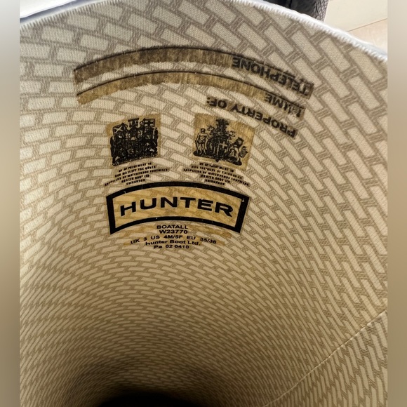 Hunter rain boots! - Picture 3 of 4